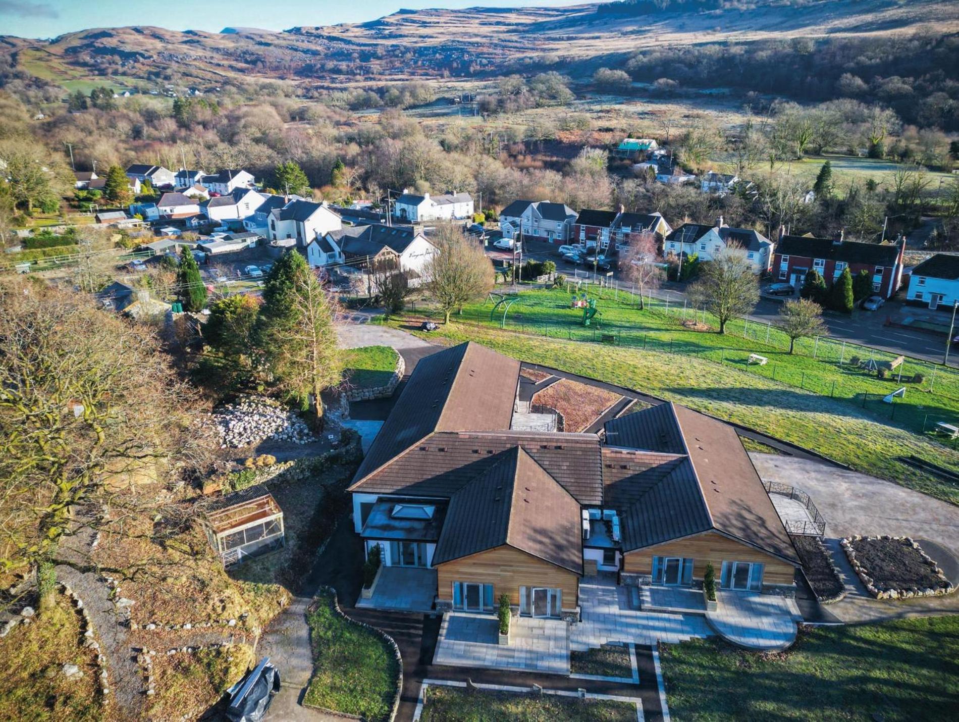 Suite 12 - Sleeping Giant Hotel - Pen Y Cae Inn Brecon Exterior photo